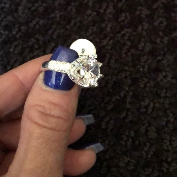 925 STERLING SILVER CZ RING - Picture 7 of 9